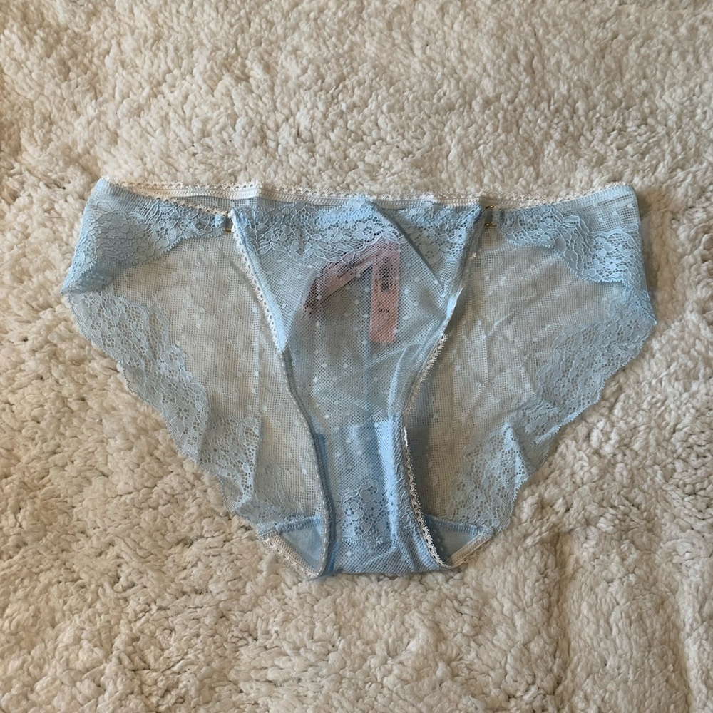 NWT Victoria’s Secret Cotton Heart-to-Break Bikini Panty M